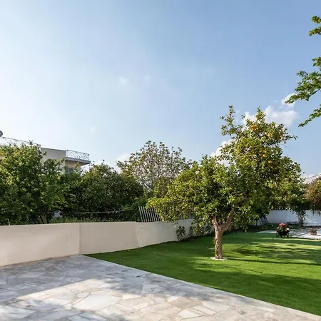 Garden In I Amarynthos